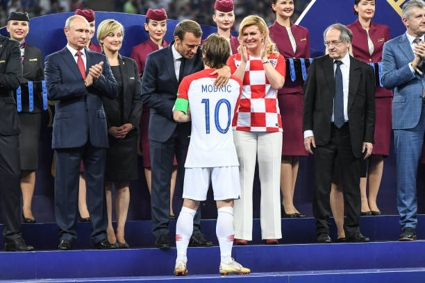 处于低谷徘 处于低谷徘