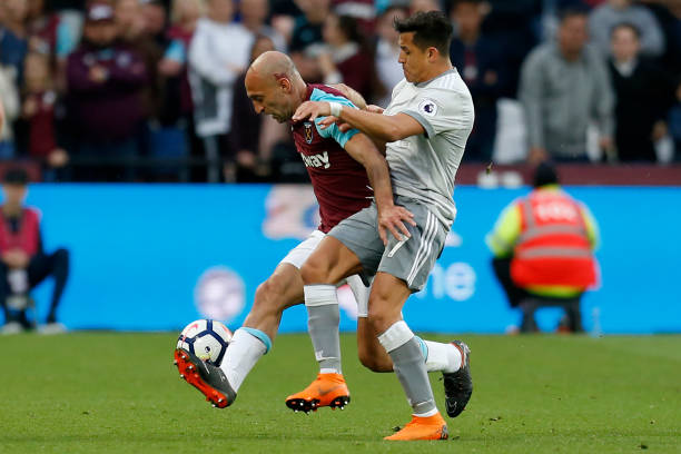 卢一复出快船就崩！弃用强点无脑上鲍威尔哈登，小卡决胜期无球权.